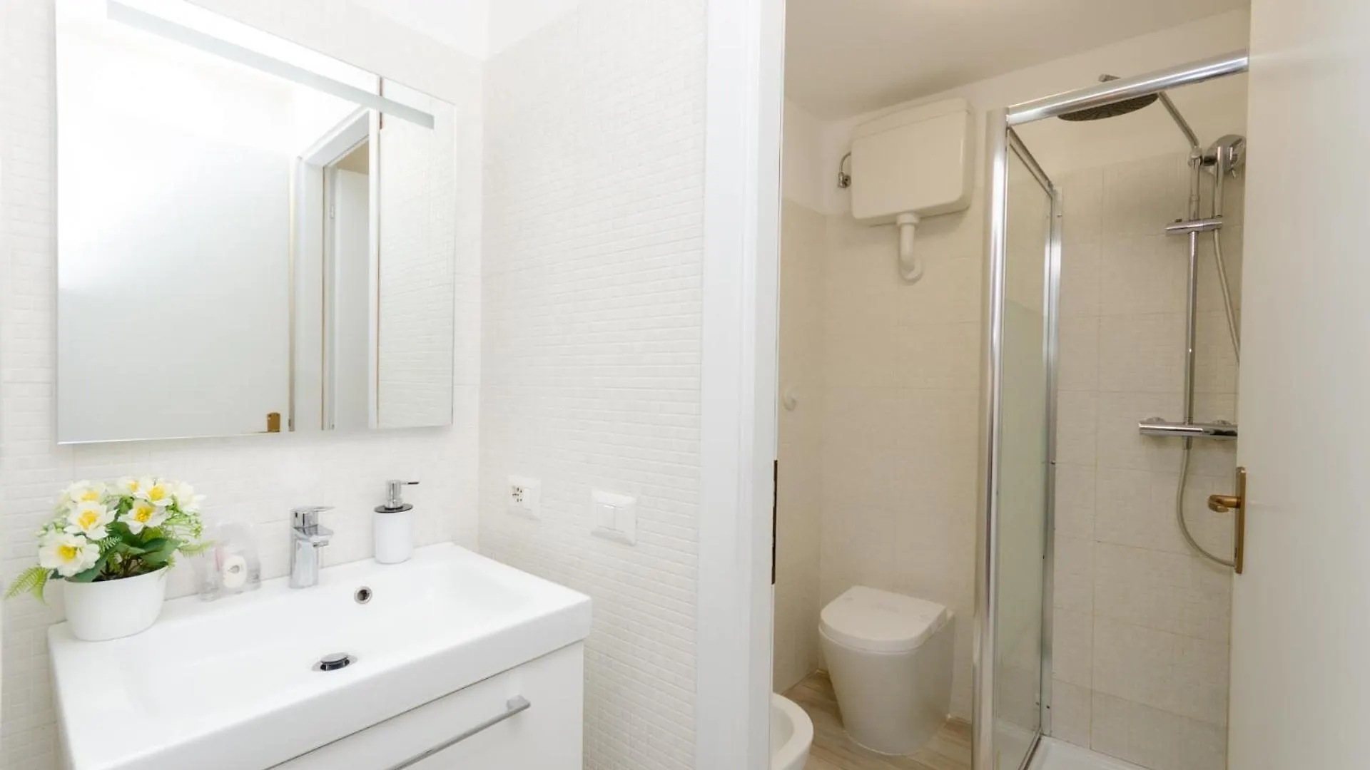 Vivimihome - Duomo Cioffi House Residence Milano 0*,  Italien